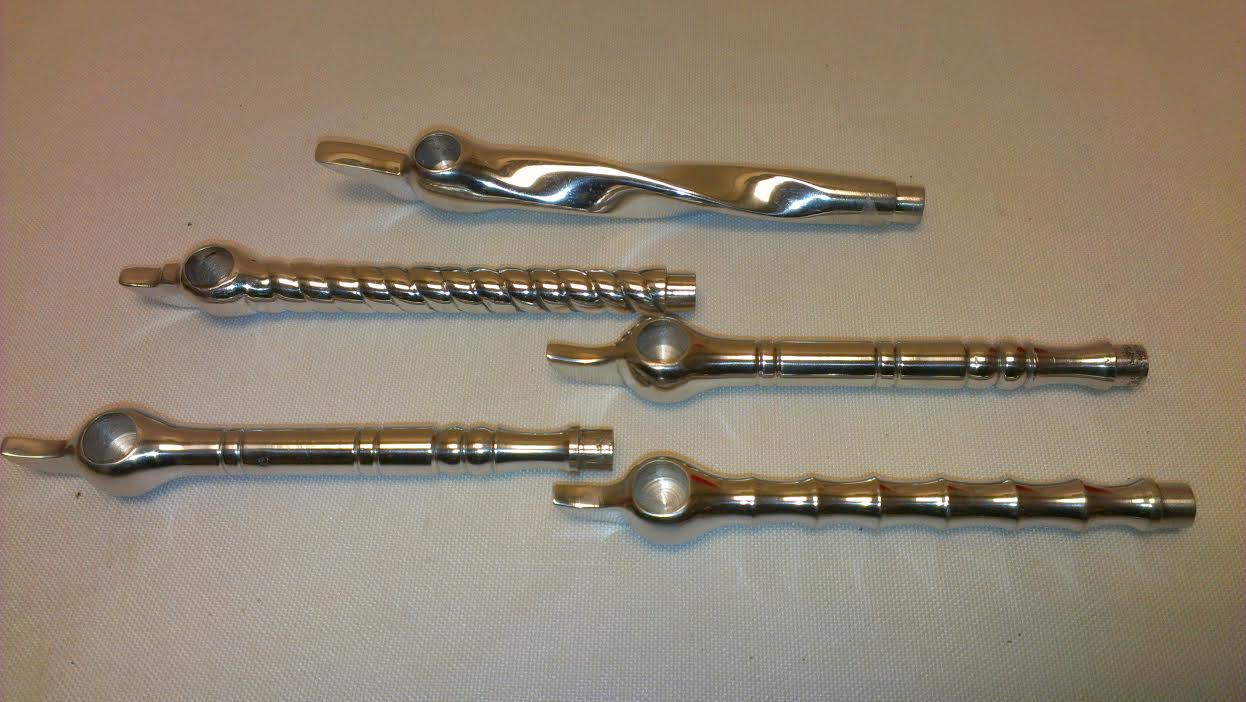 4" Fancy assorted designs Metal Pipes #MP22
